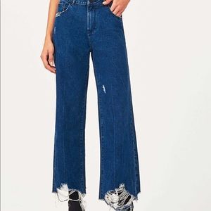⭐️🌟NWT dl1961 Hepburn highrise wide leg jeans!